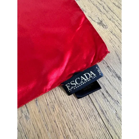 Escada Margaretha Ley red white blue hat pattern silk scarf square